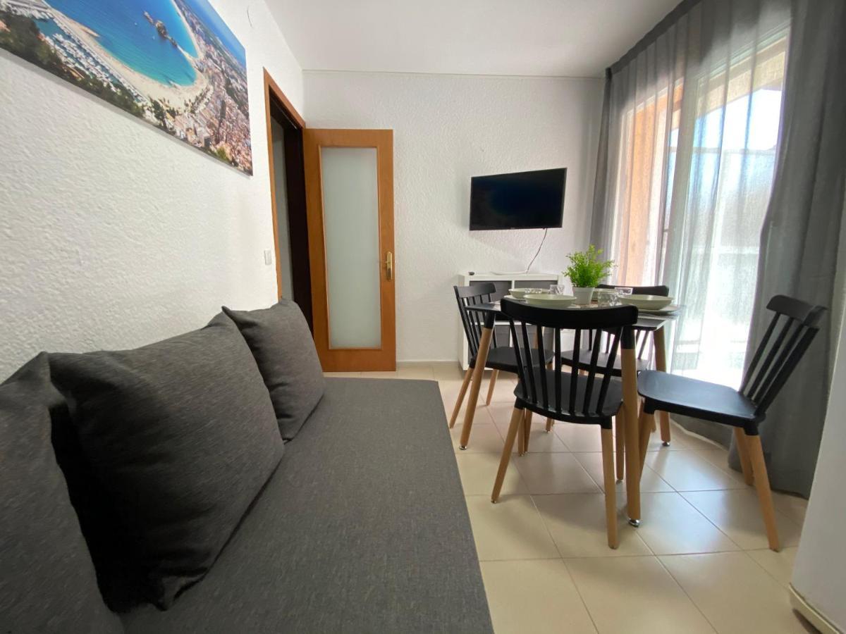 Apartamentos Ar Isern Blanes Exterior foto
