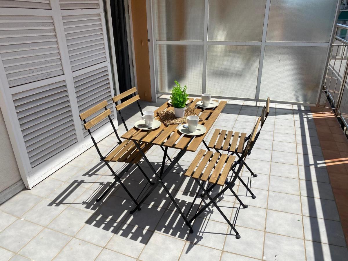 Apartamentos Ar Isern Blanes Exterior foto