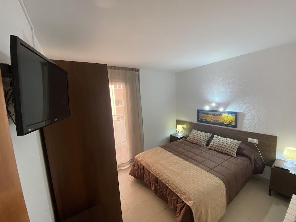 Apartamentos Ar Isern Blanes Exterior foto